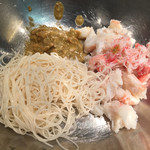 はらまさ - 毛蟹のソーメン、混ぜる前を見せてくださいました。