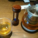 Gaden Terasu Kafe - プーアル茶。かき氷のセット扱いにしてくださり、ちとお得に。