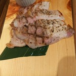 炭火焼きバル フォンターナ - 三元豚ロース 600円 安いね