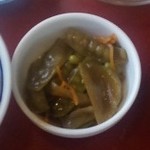 盛岡月が丘食堂 - さやえんどうのピリ辛炒め