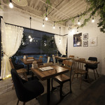MR. & MRS. CAFE - 