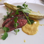 ポンテ デル ピアット - 【肉料理】長野三馬肉のグリル リモンチェッロのソースとパプリカ