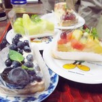 フルーツショップ青森屋 - 並べて