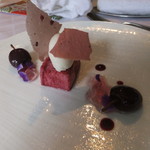 ポンテ デル ピアット - 【ドルチェ】グリオットのメレンゲグラッセ　ライチとヨーグルトのソルベ添え