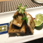 座屋 - 天然鰻の木の芽焼