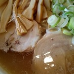 なかむら - チャーシュー麺大盛