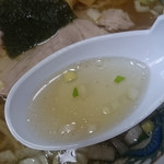 かわにし食堂 - 中華そばのスープ