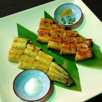 Sabui Kankou Yoichi Yana - 鰻の白焼きと蒲焼