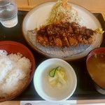 とんかつ伊勢 - ロースカツ定食ランチ@780円