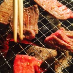 七輪焼肉 肉屋 - 