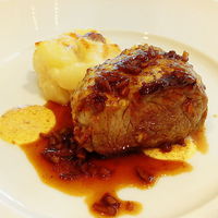 銀座 レストラン オザミ - 仔羊の腿肉‐溶岩
