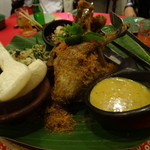 Lara Djonggrang - 1708_Lara Djonggrang‐ララジョングラン‐_Bebek Betutu@139,000Rp(アヒル焼物) 