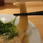 自家製麺 うろた - 穂先メンマ。リフト(^-^)/
      