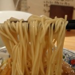 自家製麺 うろた - 麺。リフト(^-^)/
      