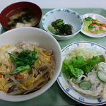 広島市南区役所食堂 - 特別定食（豚肉の柳川風どんぶり） \460