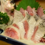 居酒屋 いずみ - 刺身・真イワシ@580円＋税