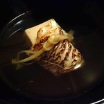 Ebisukuroiwa - 桜鯛と白子豆腐のお椀