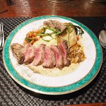 プールトワ - ランチコース 1820円 の希少部位、牛イチボ肉のステーキ