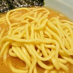 らーめん 晴れる家 - 染谷の麺は硬め。