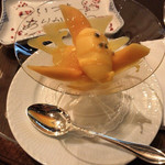 表参道うかい亭 - マンゴーのパフェ