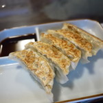 Okonomiyaki Yafuufu Xu - ふうふう餃子