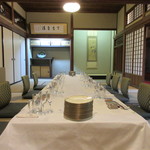 旧松本邸 - 日本館の宴会、本日はこちらで