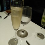 ル・マンジュ・トゥー - 