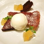 Giglio - パスタ+前菜+デザート 1680円 のクルミ入りパイ、ガトーショコラ、リコッタチーズのアイス