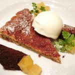 Giglio - パスタ+前菜+デザート 1680円 のクルミ入りパイ、ガトーショコラ、リコッタチーズのアイス