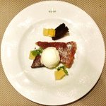 Giglio - パスタ+前菜+デザート 1680円 のクルミ入りパイ、ガトーショコラ、リコッタチーズのアイス