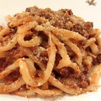 Giglio - パスタ+前菜 1365円 の岩手産短角牛腿肉を赤ワインで煮込んだソース ポロネーニャ風 シエナ伝統パスタ "イ・ピーチ"