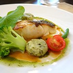 カシュ カシュ - お魚料理 「鮃のポワレ アメリケーヌソース」