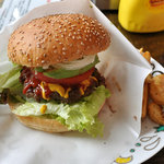 De PLUS CAFE - De PULS バーガー（750円）