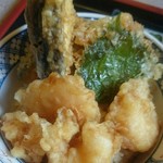 くるまや - 小海老と野菜の天丼