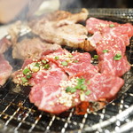 北海道ジンギスカン ちょちょ園 - 焼くべし焼くべし‼︎