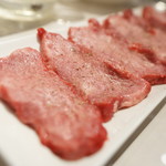 北海道ジンギスカン ちょちょ園 - 厚切り牛たん