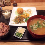 GAIA 食堂 - 総菜定食(1000円)　※下北沢GAIA食堂の頃の画像です。