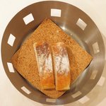 Giglio - パスタ+前菜+デザート 1900円 の自家製パン