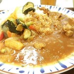 すき家 - 彩り野菜のスパイシーチキンカレー並580円サラダセット150円