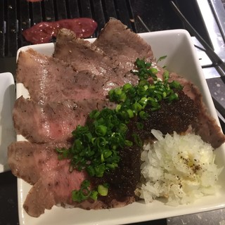 肉バル 京城_1