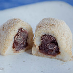 一幸庵 - 麦手餅（断面）