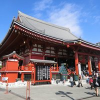 浅草むぎとろ 本店 - 浅草寺の本堂