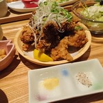 お台所ふらり - 唐揚げの定食