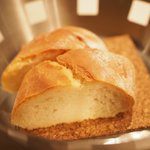 Giglio - パスタ+前菜+ドルチェ 1900円 の自家製パン