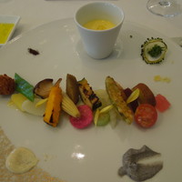 マンジャーレ ウォーターエッジ YOKOHAMA - ２０種の野菜