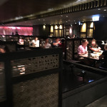 PARADISE DYNASTY - 店内