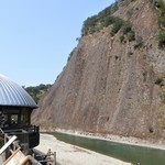 一枚岩鹿鳴館 - 一枚岩