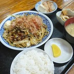 Okonomiyaki Shimada - 焼きそば定食 750円