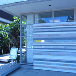 レフェルヴェソンス - スタイリッシュでクラス感のある外観