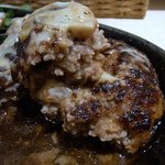 ワインちゃん 瓦・町・路・地 - ワインちゃんのハンバーグは最高ですよ。 激旨です。
